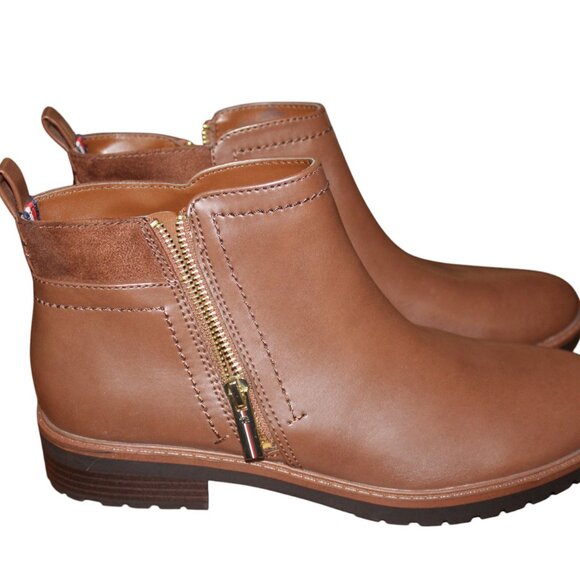 Tommy Hilfiger Fawn 2 Leather Almond Toe Ankle Cognac size 9 1/2 M New - Picture 2 of 14